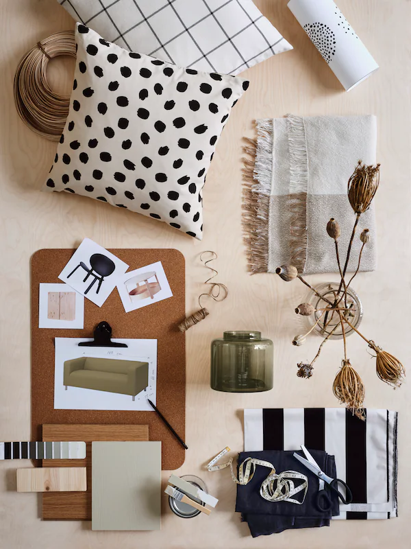 Analoges Moodboard für Oberflächen, Materialien und Einrichtung eines Wohnzimmers